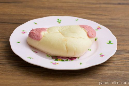 イヌみたいなぱん【ローソン】横から見た図