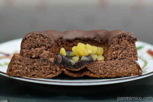 チョコとマロンのケーキ【ヤマザキ】断面図