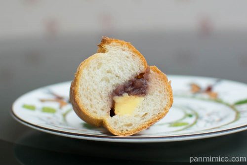 マチノパン　あんことバターのフランスパン【ローソン】断面図