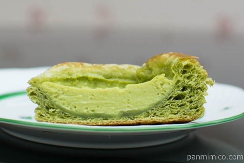 宇治抹茶のチーズデニッシュ【Pasco】断面図