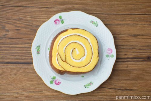 たまごの厚切りロール【ヤマザキ】上から見た図