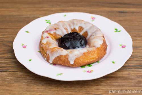 デニッシュペストリー（ブルーベリー）【ヤマザキ】横から見た図