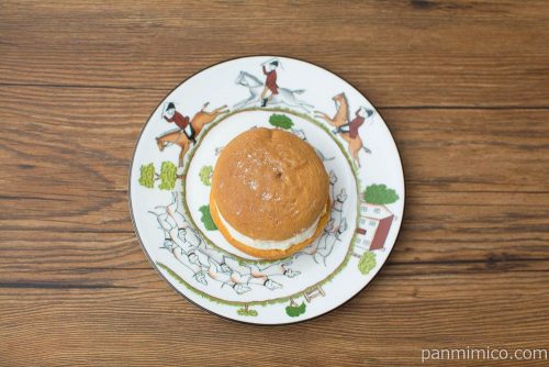 生ブッセ　-生ブッセ　(チーズ＆カスタード)-【ローソン】上から見た図