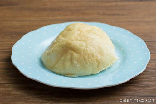 北海道小麦のメロンパン3個【シロクマロール】横から見た図