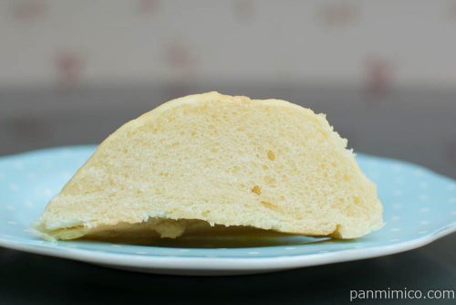 北海道小麦のメロンパン3個【シロクマロール】断面図