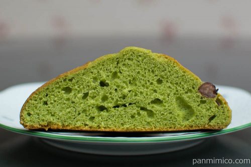 宇治抹茶香る！甘食風しっとりケーキ【セブンイレブン】断面図
