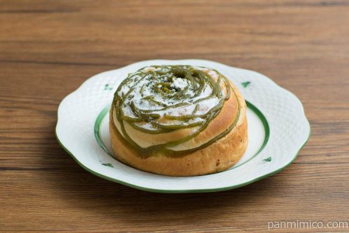 抹茶＆抹茶【ヤマザキ】横から見た図