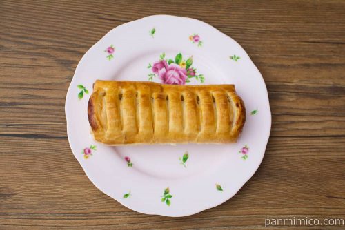 ケーキを包んだパイ(いちごカスタード)【神戸屋】上から見た図