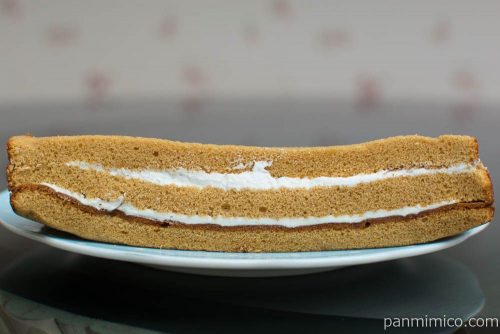 黒糖スペシャル（北海道産練乳使用）【ヤマザキ】断面図