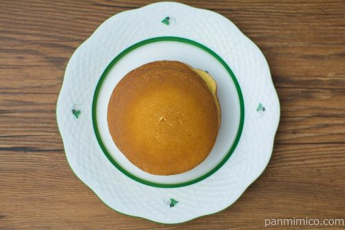 ホイップで食べるパンケーキ抹茶＆粒あん【Pasco】上から見た図