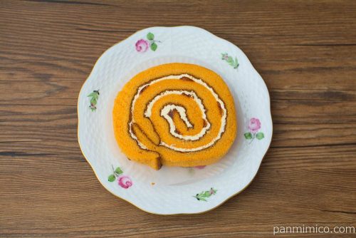 メロンの厚切りロール【ヤマザキ】上から見た図