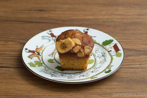 マチノパン　バナナたっぷりマイモーニングケーキ【ローソン】横から見た図