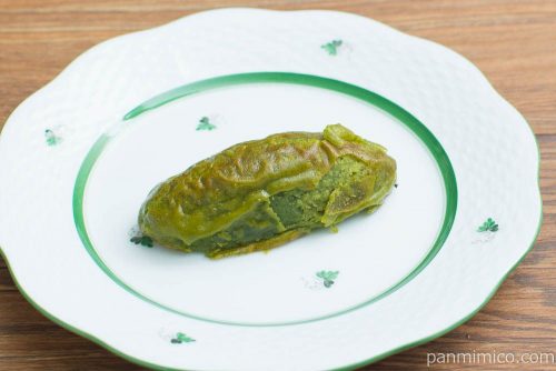 京都・宇治・伊藤久右衛門抹茶スイートポテト【セブンイレブン】横から見た図