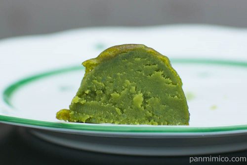 京都・宇治・伊藤久右衛門抹茶スイートポテト【セブンイレブン】断面図