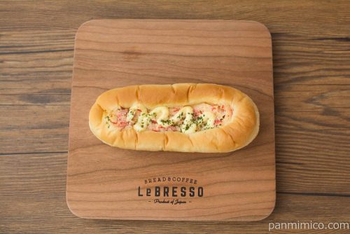 まず一度は食べて欲しい！カニカマぱん【ローソン】上から見た図