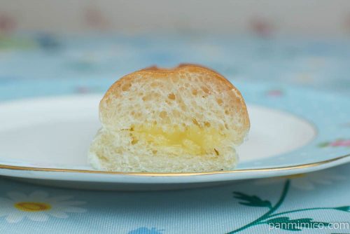 ナイススティック 練乳多めのミルククリーム【ヤマザキ】断面図