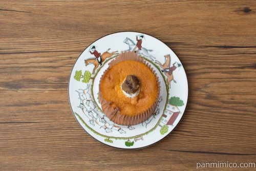 栗のケーキ(スフレシフォン風)【ファミリーマート】上から見た図