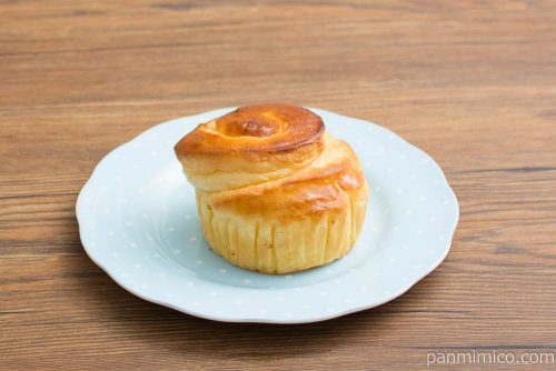 マチノパン　ふわバタブリオッシュ【ローソン】横から見た図