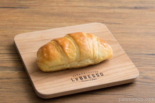 ホイップとあんこの塩クロワッサン【ローソン】横から見た図