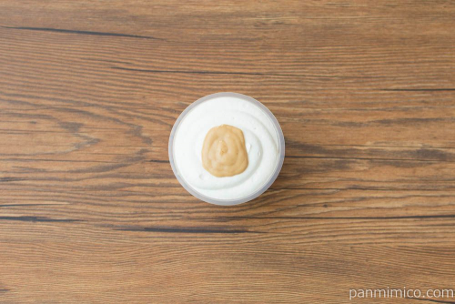 紅茶の生チーズケーキ【ファミリーマート】上から見た図