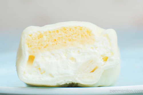 Uchi Café×生クリーム専門店Milk　白いMILKクレープ【ローソン】断面図