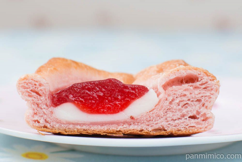 あまおういちごデニッシュ【Pasco】断面図