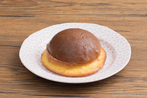 ぼうしパン【ローソン】横から見た図