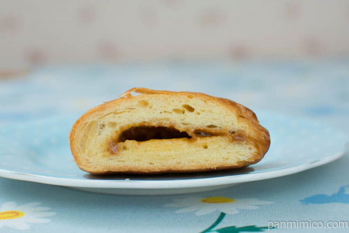 キャラメルバナナ【神戸屋】断面図