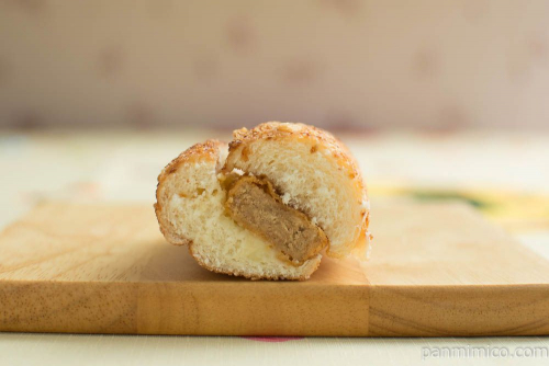 はみでるスティックバーガー鶏の竜田揚げ【ローソン】断面図