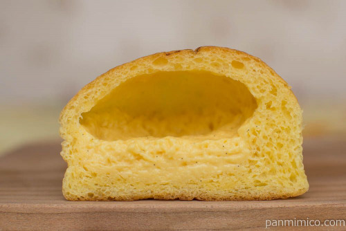 ル・パンのかわいいクリームパン　ラ・スイート　断面