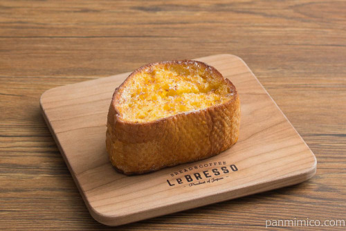 フランスパンで作った厚切りフレンチトースト【ヤマザキ】横から見た図