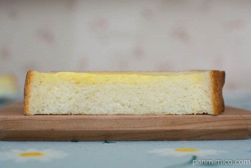 フジパン 切れてる シュガーマーガリン【セブンイレブン】断面図