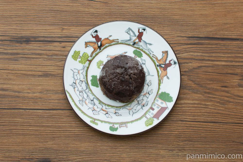 ベイクド・ザッハトルテ【ファミリーマート】上から見た図