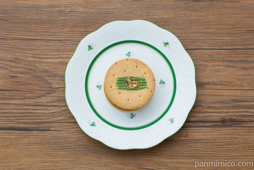 伊藤久右衛門監修　宇治抹茶チーズクリームサンド【セブンイレブン】上から見た図