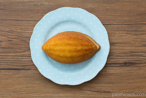 ヤマザキ とろ～りカスタードのたまごケーキ【セブンイレブン】上