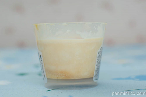 キミとみるくプリン【ファミリーマート】断面