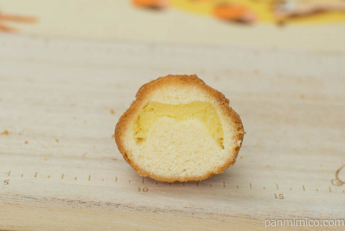 ボールケーキドーナツ　カスタード　4個入【ローソン】断面