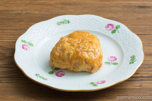 冷凍食品・アップルパイ【ローソン】斜め