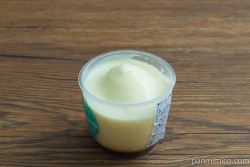 ゆるるっぷ　-カスタードプリン-【ローソン】斜め