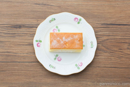 クリームと味わう台湾カステラ【ファミリーマート】上