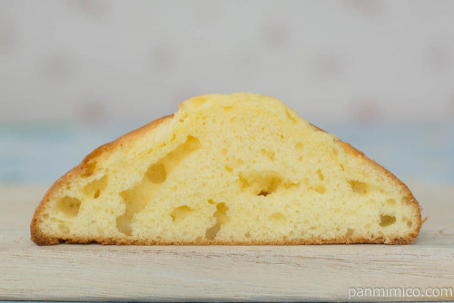 甘食風しっとりケーキ【セブンイレブン】断面