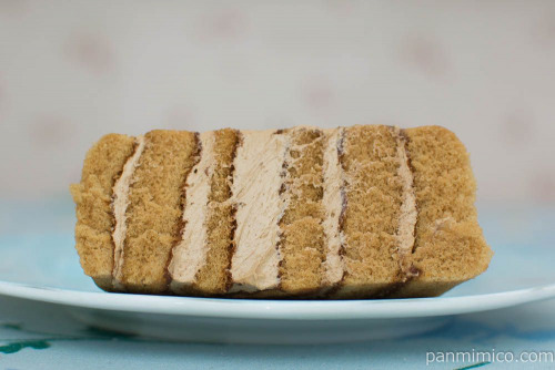 コーヒーの厚切りロール【ヤマザキ】断面