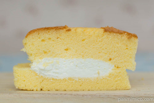 台湾カステラサンド【セブンイレブン】断面