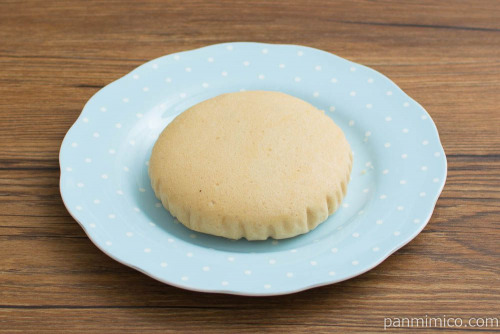 パン好きのカフェオレ仕込み蒸しケーキ【フジパン】斜め