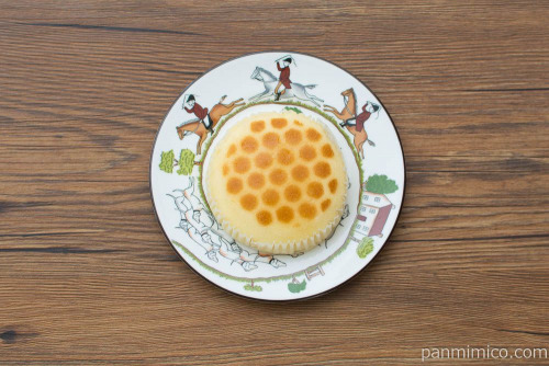 ハニーチーズ蒸しケーキ【ヤマザキ】上