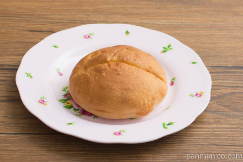 もっちりいちごバター【セブンイレブン】斜め