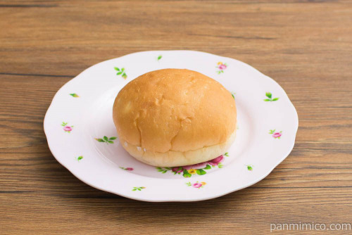 生ろぉるバーガー　粒あん＆ホイップ【フジパン】斜め