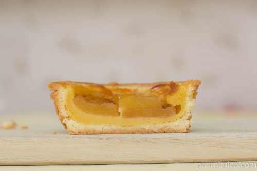 りんごとカスタードのタルト【ヤマザキ】断面