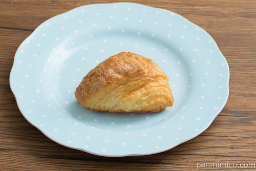 マチノパン フランス産発酵バターのクロワッサン 2個入【ローソン】斜め