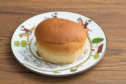 糖質を控えたミルククリームボール【セブンイレブン】斜め